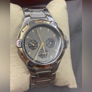 Women’s Guess waterpro watch